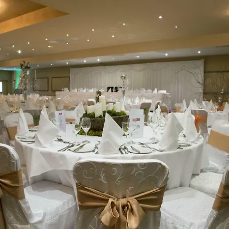 Talbot Hotel 4*